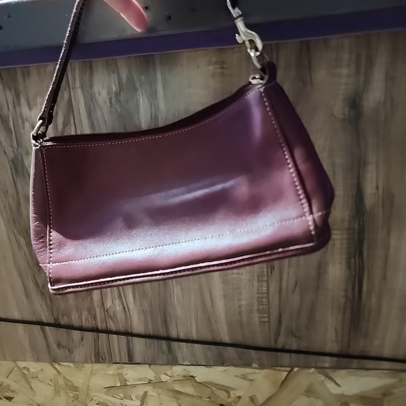 Hangbag - Picture 2 of 2